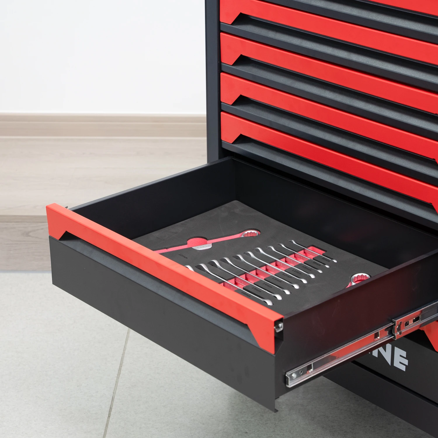 Metal Tool Cabinet with 7-Draw - Workshop Tools Storage review and price